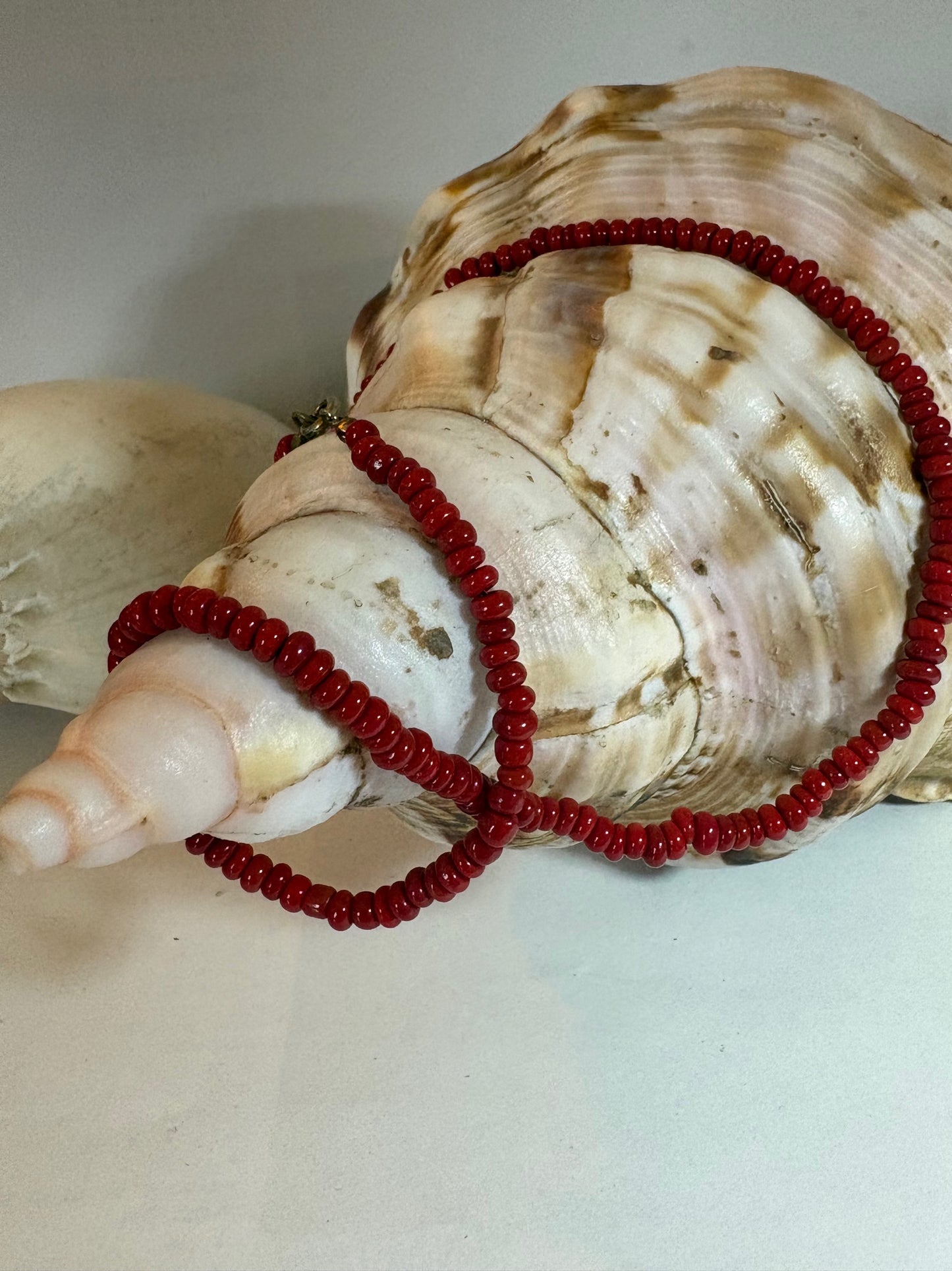 Vintage rote Korallenkette – klassisch, ca. 45 cm