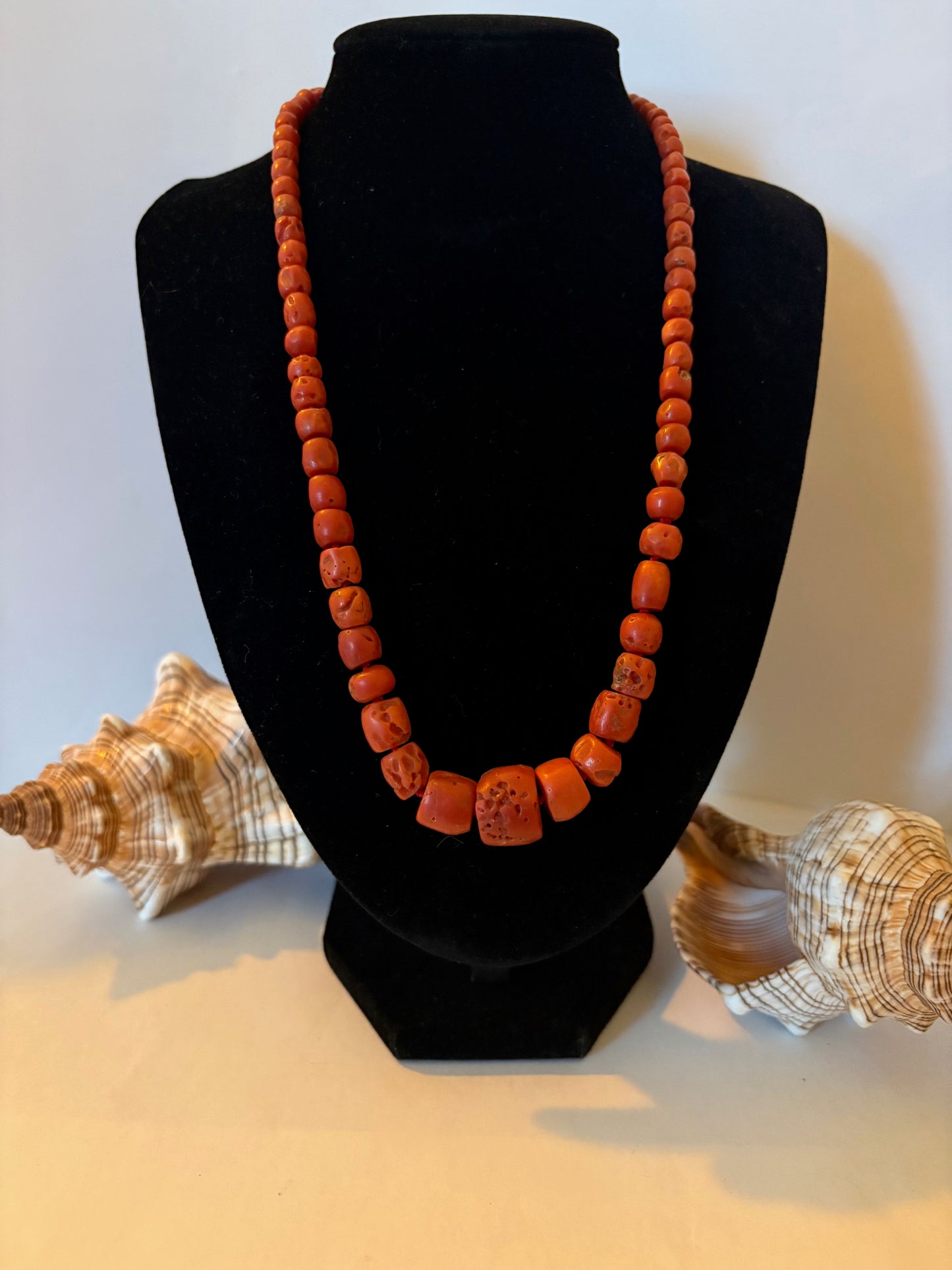 Vintage rote Korallenkette – mit vergoldetem Silberverschluss, 52 cm