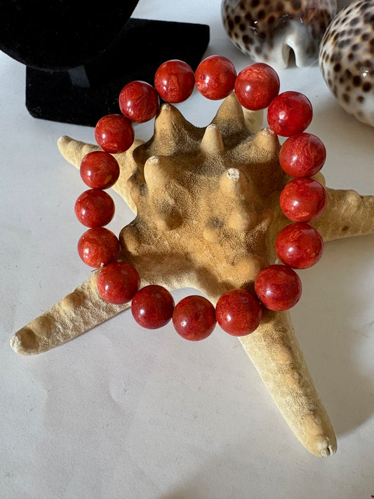 Vintage Korallenarmband mit großen Kugeln in warmem Rot – Elastisches Statement-Armband