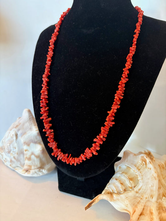 Vintage rote Korallenkette – Astkoralle, ca. 53,5 cm