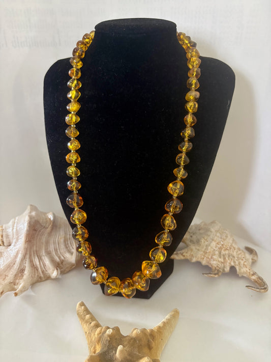 Vintage Pressbernstein Halskette aus den 1960er Jahren – warmes Honiggelb