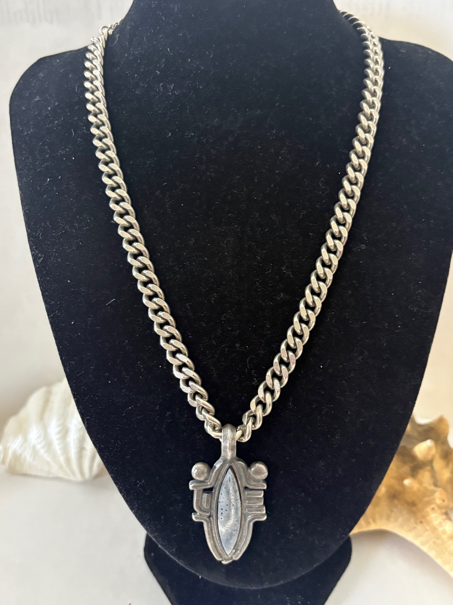 Vintage Statement Kette Silberoptik mit Anhänger – Steinoptik wie versteinerte Koralle