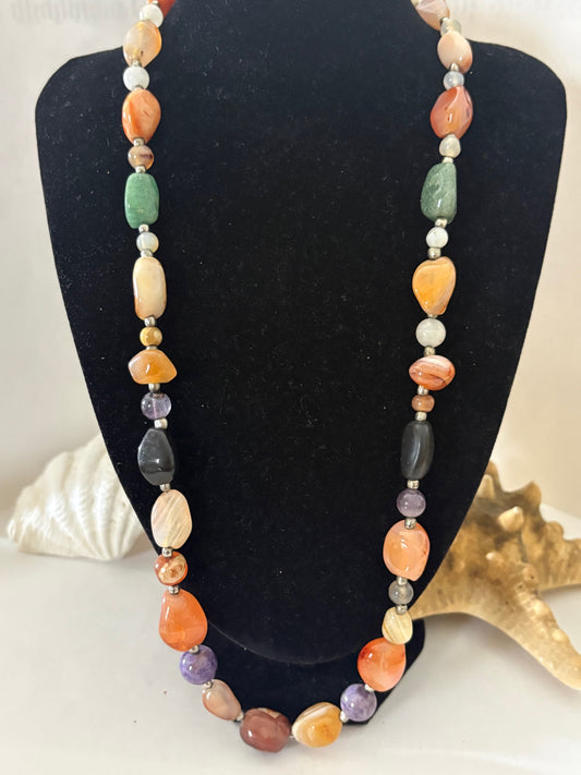 Vintage Edelstein-Perlenkette 62 cm – Naturstein Boho-Schmuck – mehrfarbig