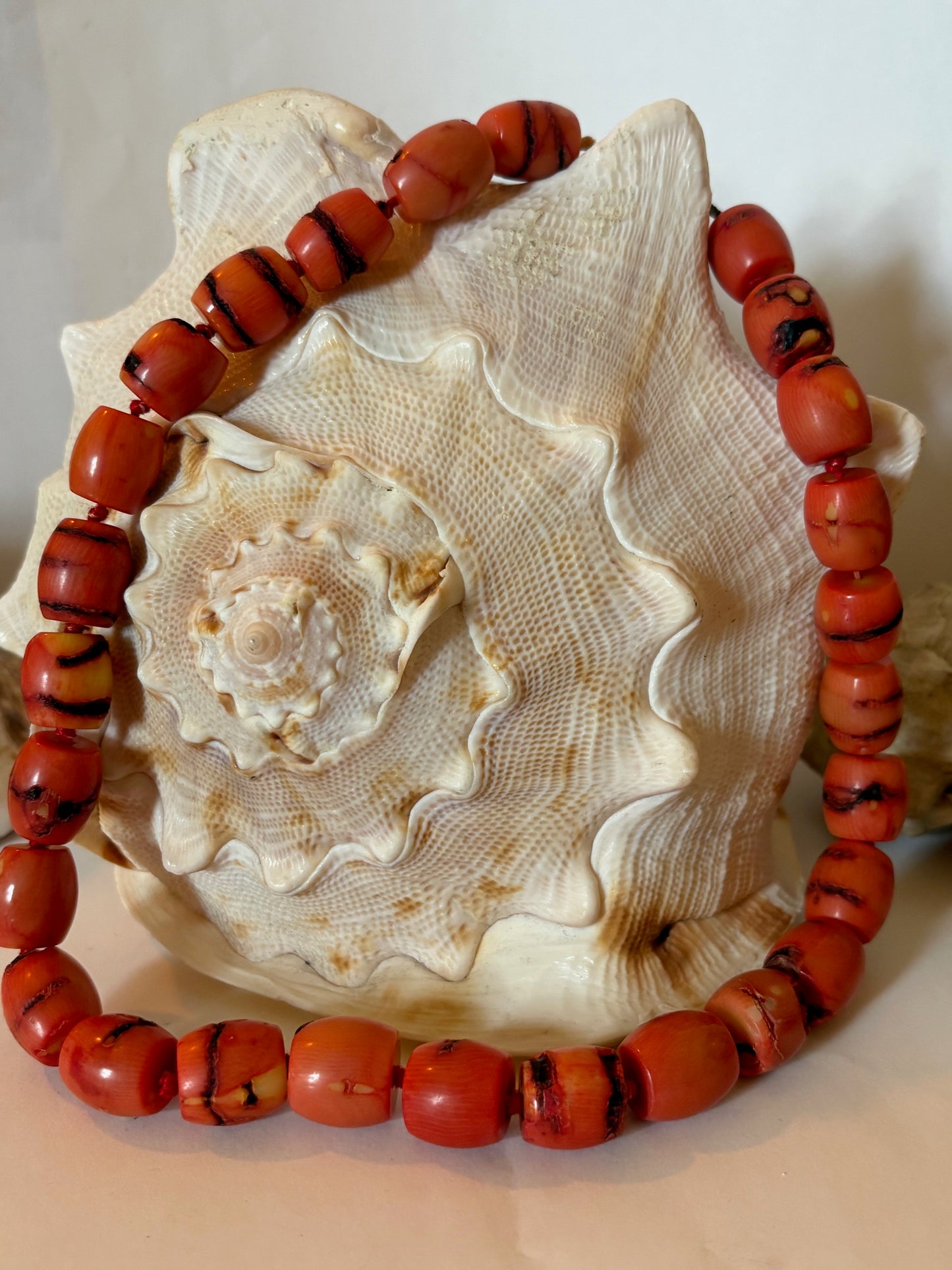 Massive Vintage Korallenkette mit Walzenperlen – Rot-Orange Statement Collier 140 g