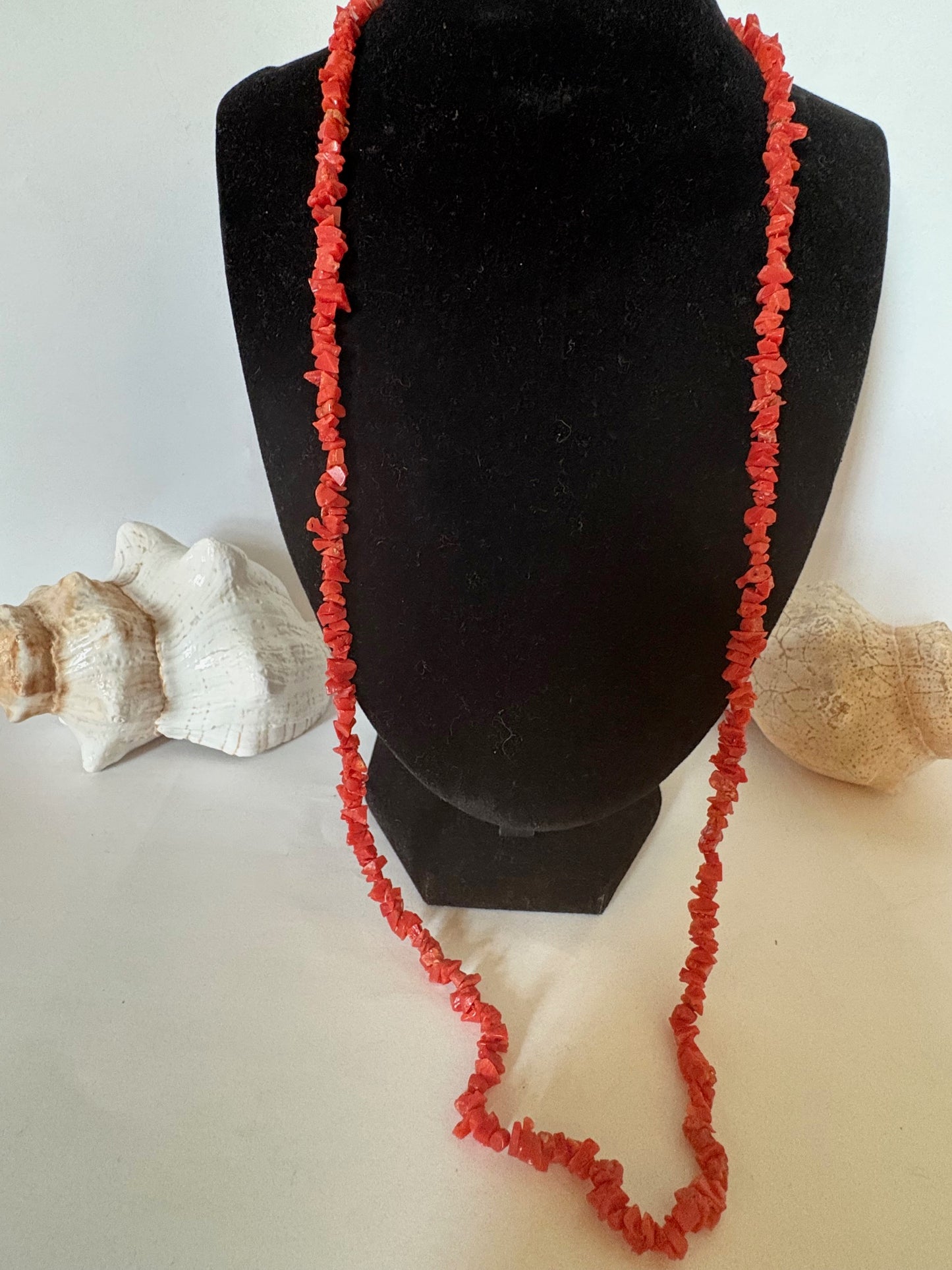 Vintage rote Korallenkette – antik & lang, ca. 70 cm