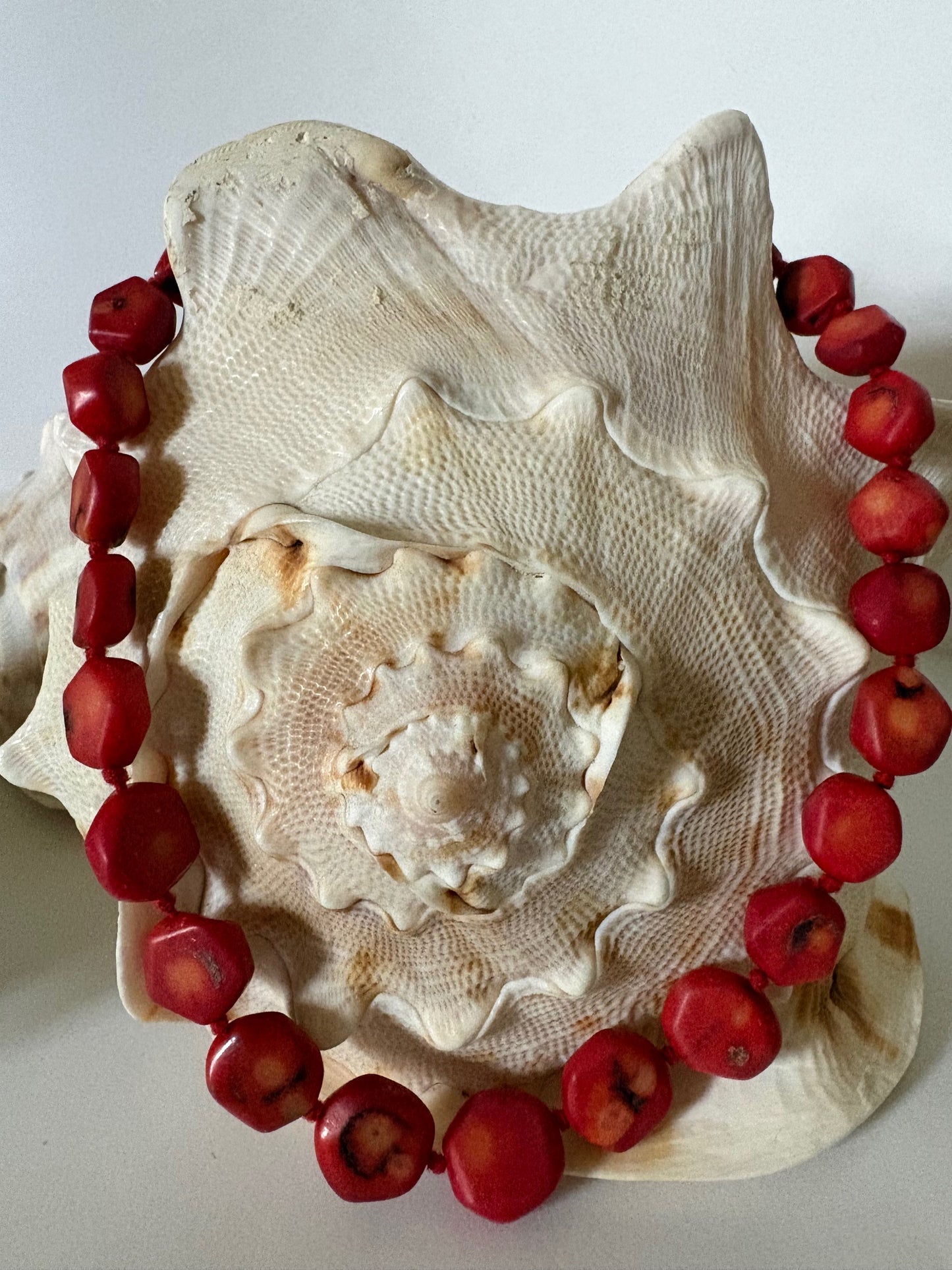 Vintage rote Korallenkette – organische Form, ca. 41,5 cm