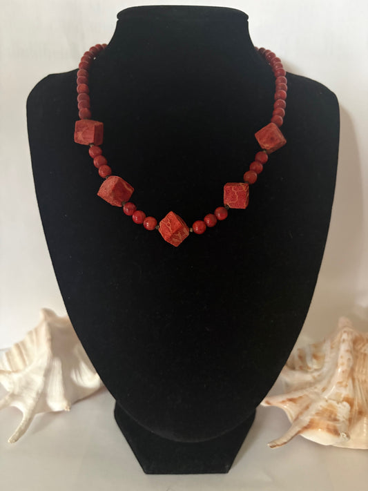 Vintage Rote Korallenkette aus Schaumkoralle – ca. 38,5 cm
