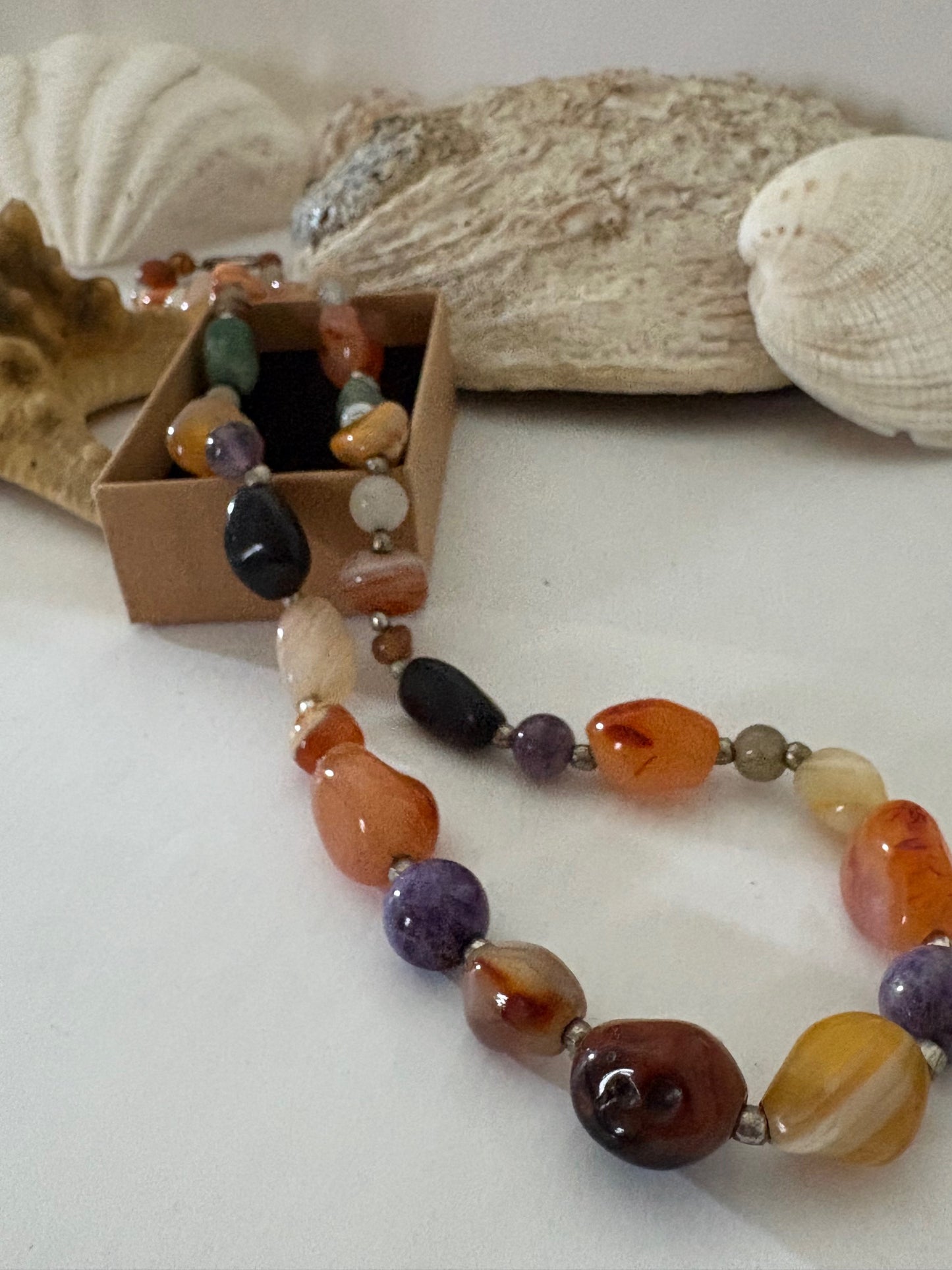 Vintage Edelstein-Perlenkette 62 cm – Naturstein Boho-Schmuck – mehrfarbig