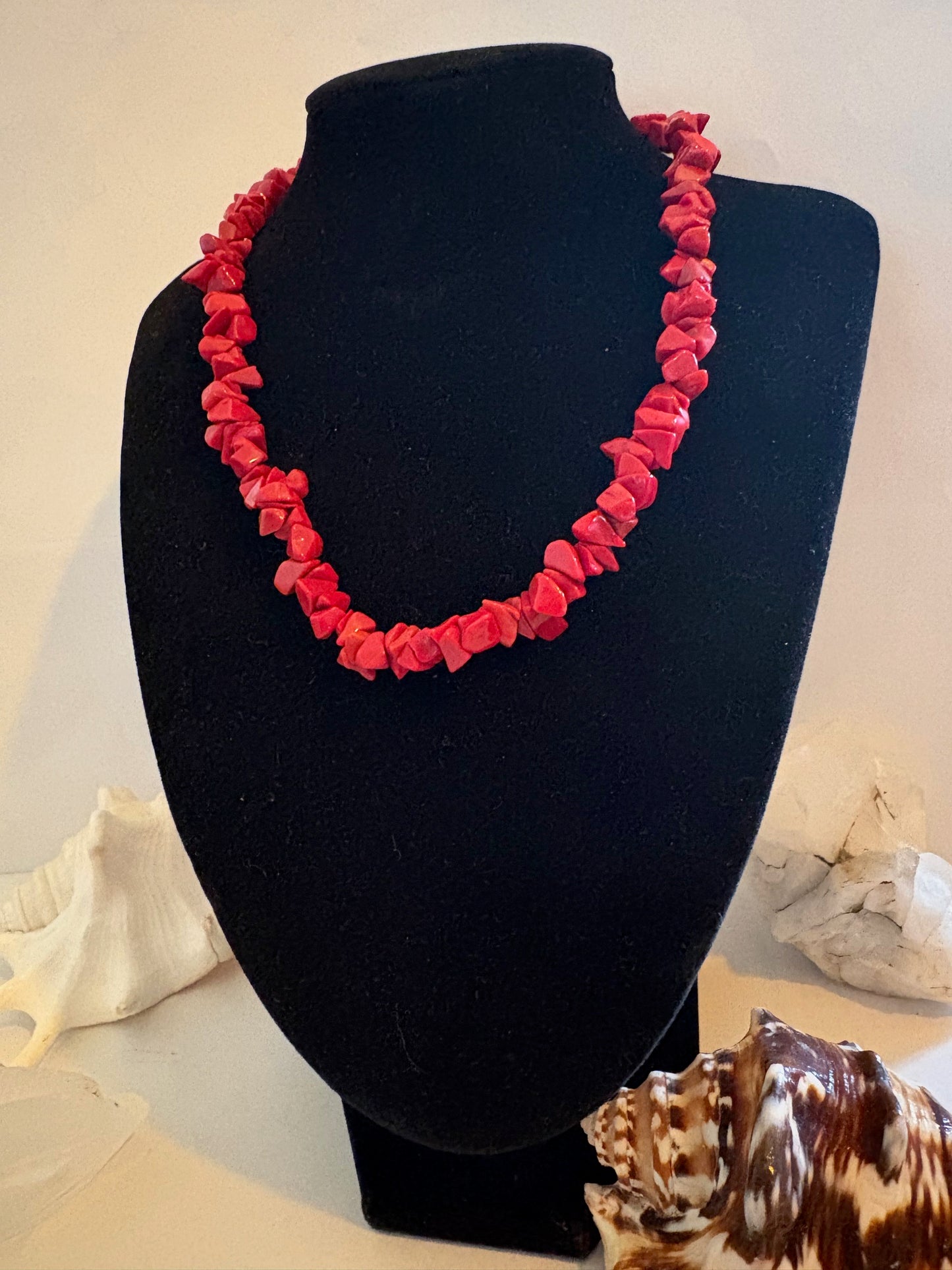 Vintage rote Korallenkette – klassische Halskette, ca. 41 cm