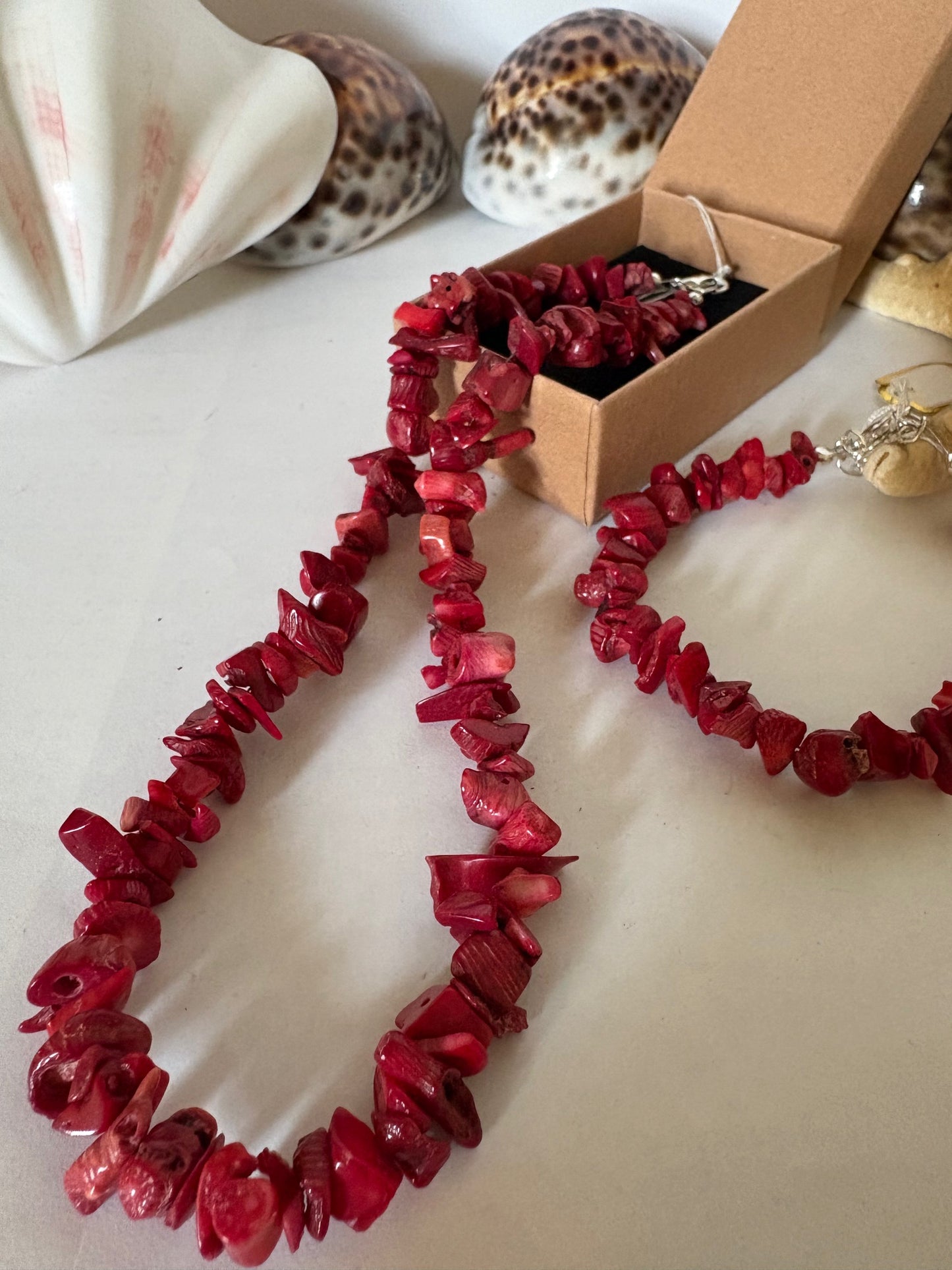Vintage Korallen Schmuckset Rot – Halskette & Armband klassisch zeitlos
