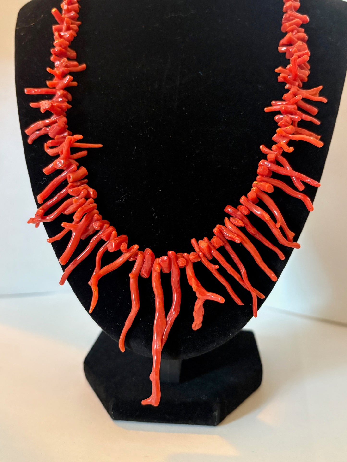 Vintage Korallenkette Astoptik Rot – Klassisches Collier 51,5 cm