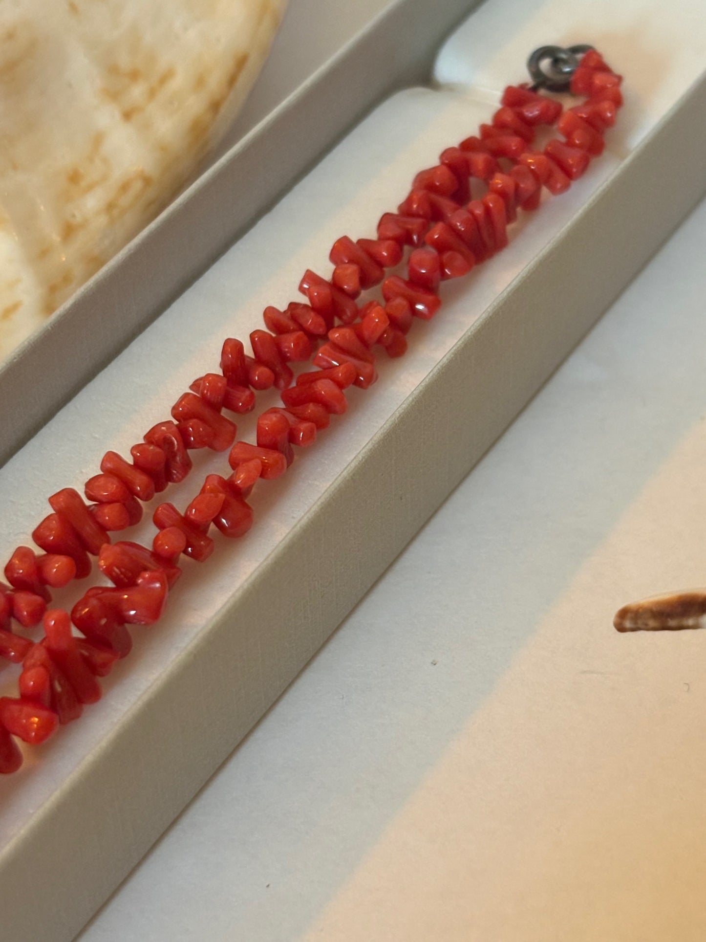 Vintage rote Korallenkette – Korallenmaterial, ca. 39,5 cm