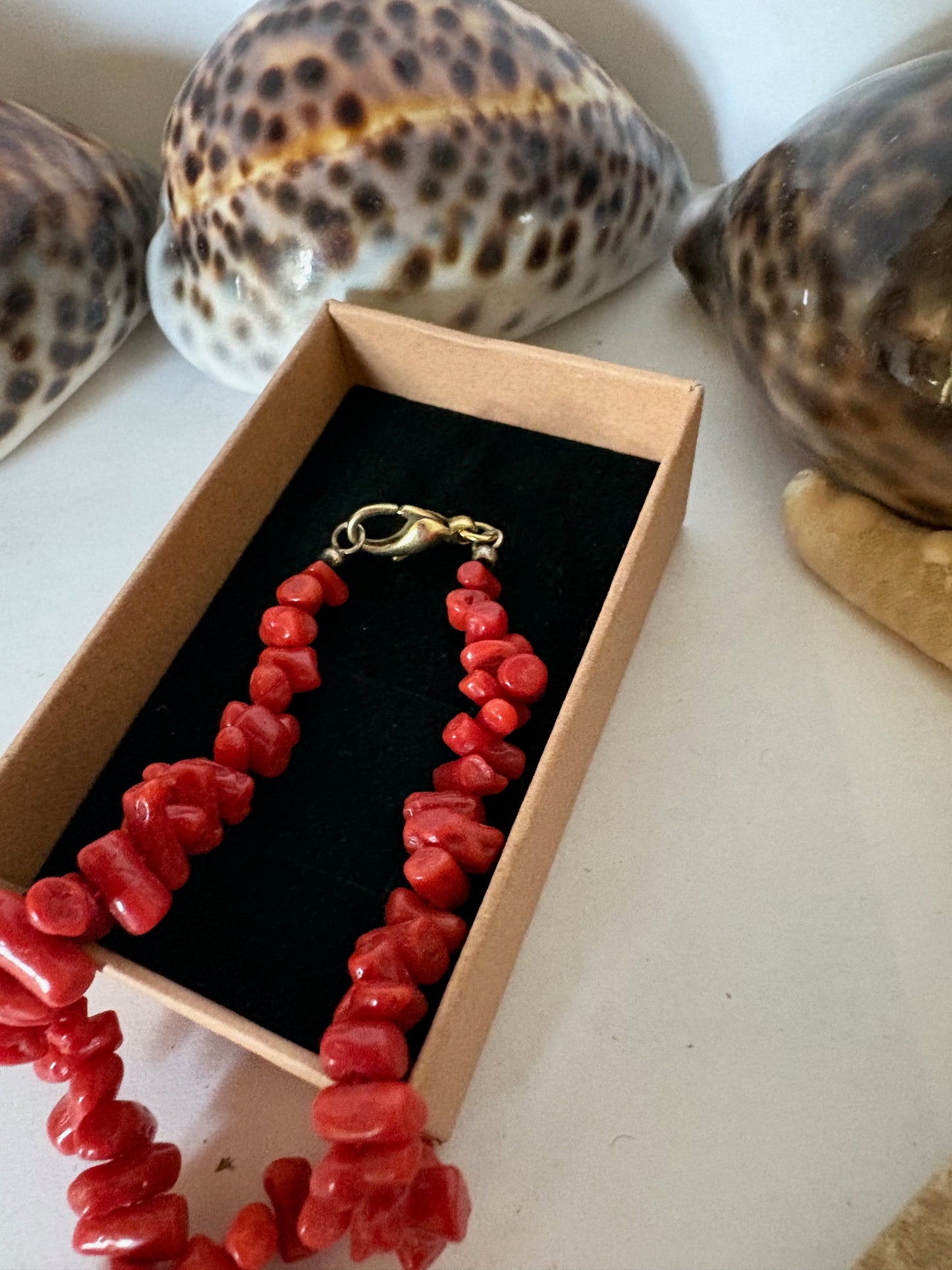 Korallenkette im intensiven Rotton – Vintage Halskette aus Naturkoralle mit 50 cm Länge