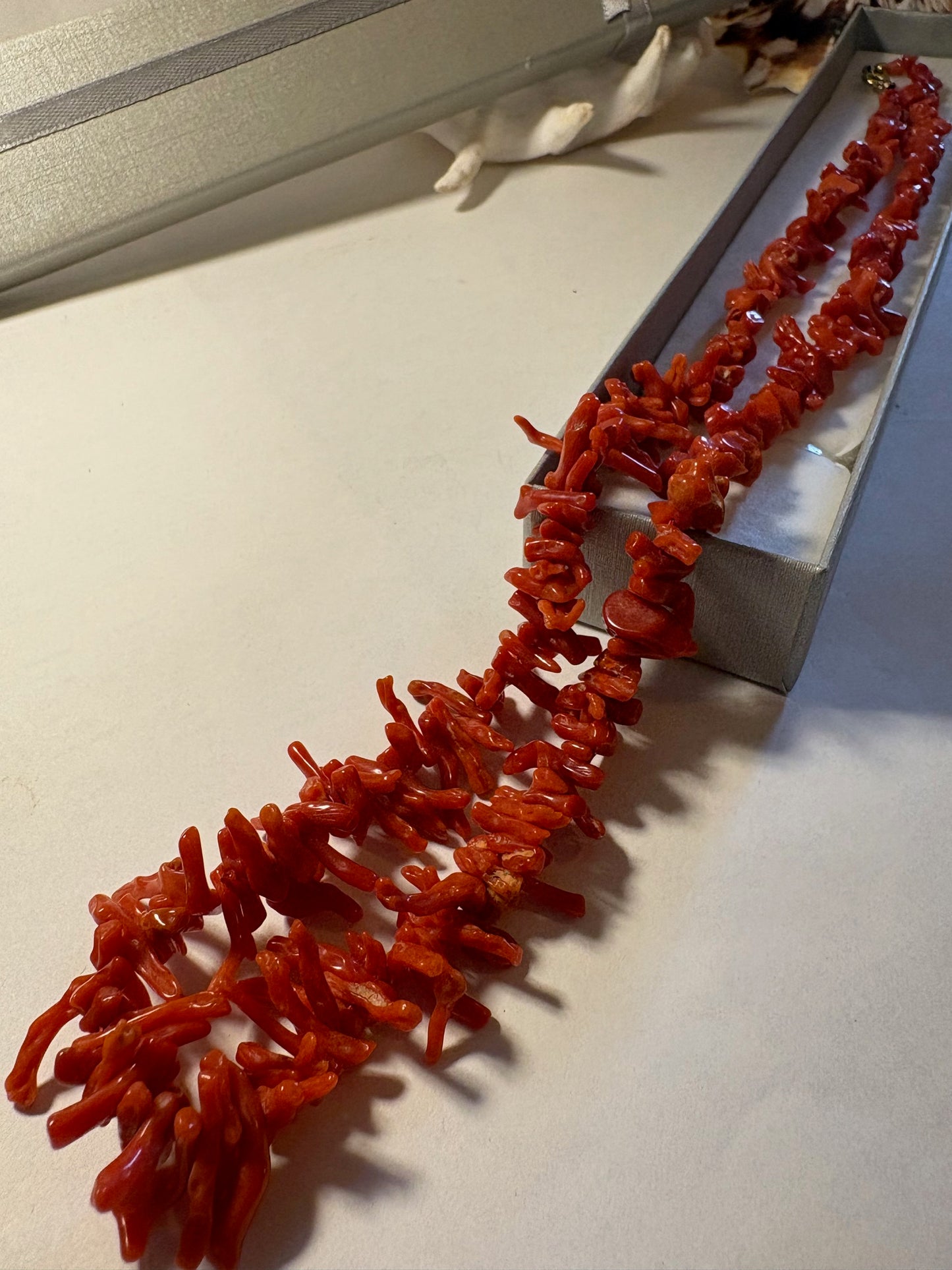 Vintage Korallenkette aus Astkoralle – klassisch, ca. 59 cm