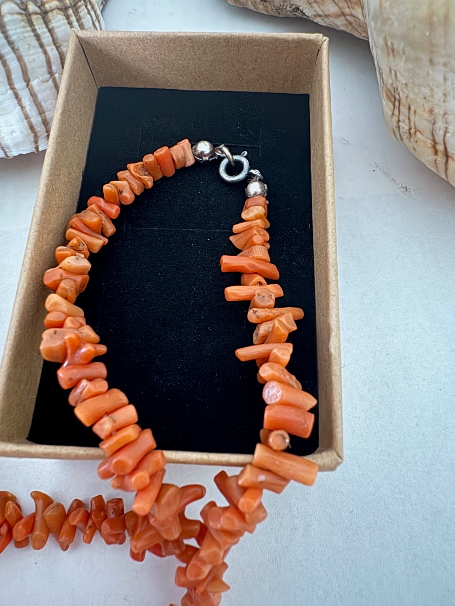 Vintage Korallenkette – Klassisch, ca. 58 cm