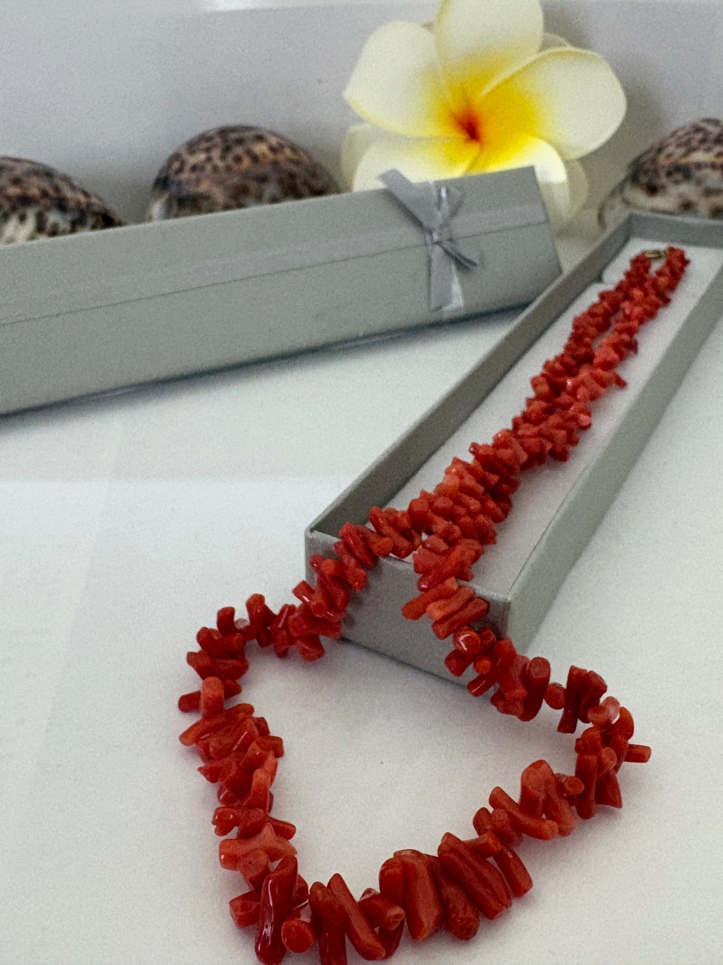 Vintage rote Korallenkette – klassischer Korallenschmuck, ca. 58 cm