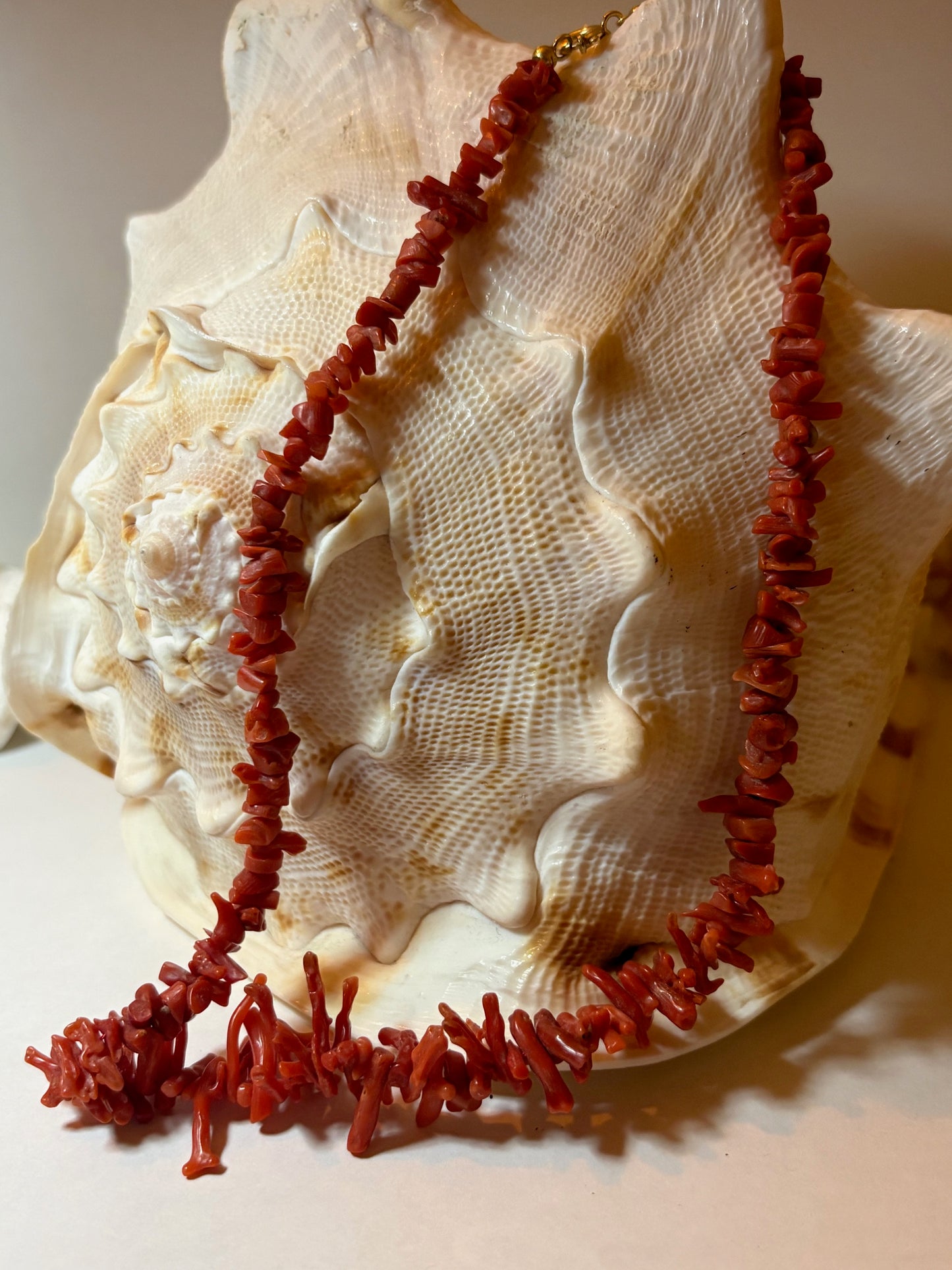 Vintage Rote Korallenkette 40 cm – Klassisches Collier in kräftigem Rot