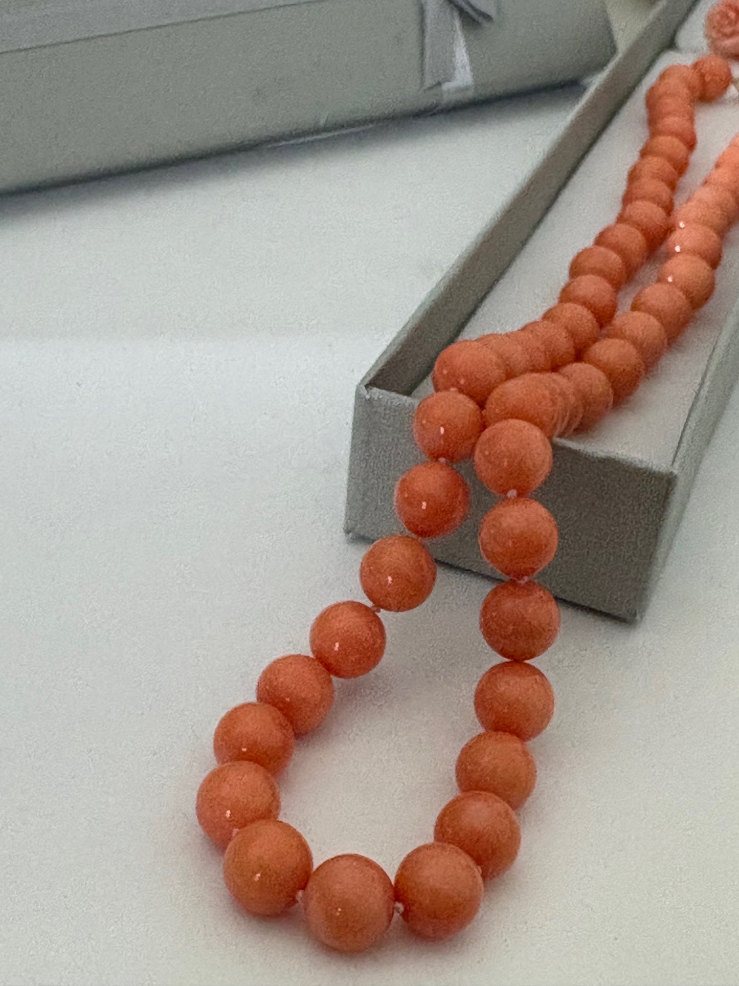 Vintage Engelshautkoralle-Set – rosa Korallenkette & Ohrringe, ca. 44 cm