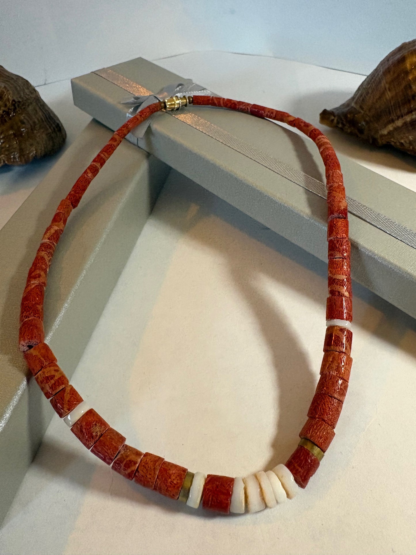 Vintage rote Korallenkette – Kurz, 40 cm