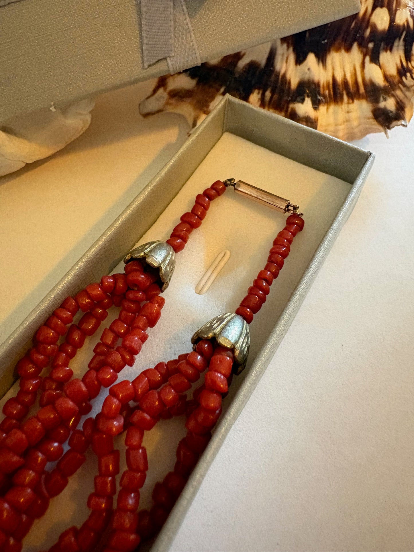 Vintage Korallenkette mehrreihig – klassisch, ca. 48 cm