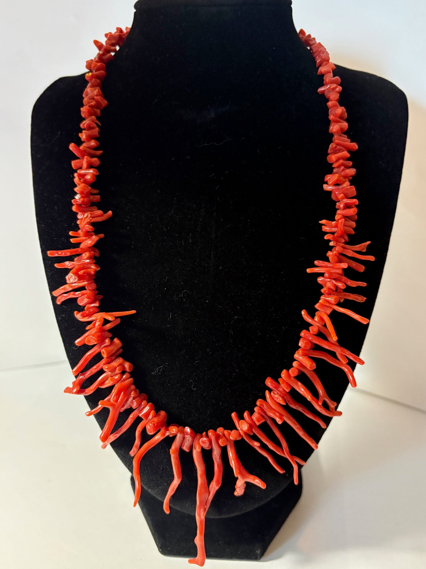 Vintage Korallenkette Astoptik Rot – Klassisches Collier 51,5 cm